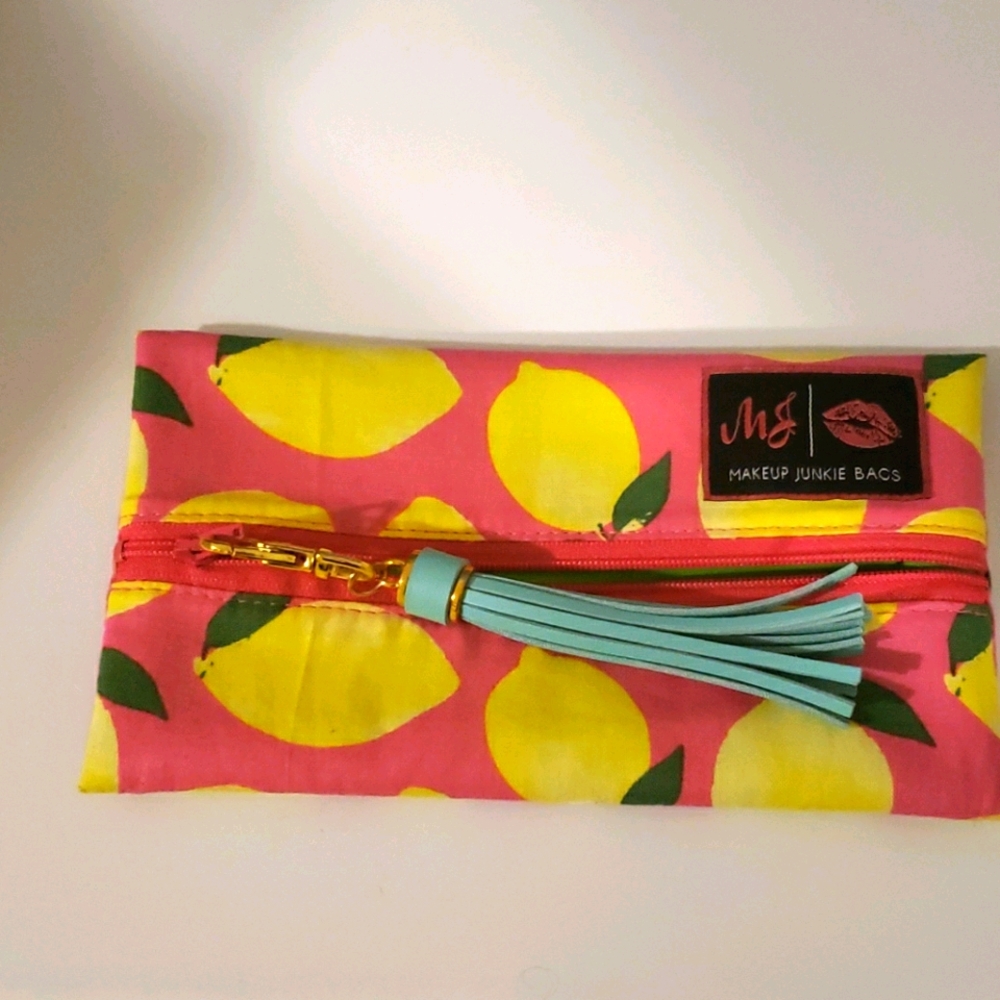 Maleup junkie bag